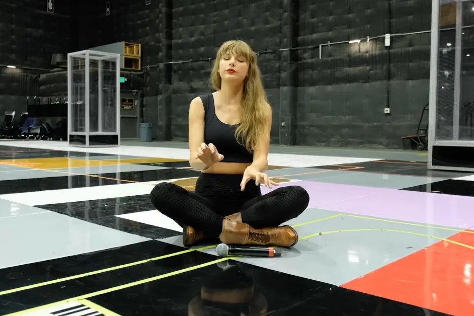 Taylor Swift’s Eras Tour RehearsalBra Is a Reviewer Favorite for Helping ‘Alleviate’ Back&nbsp;Pain