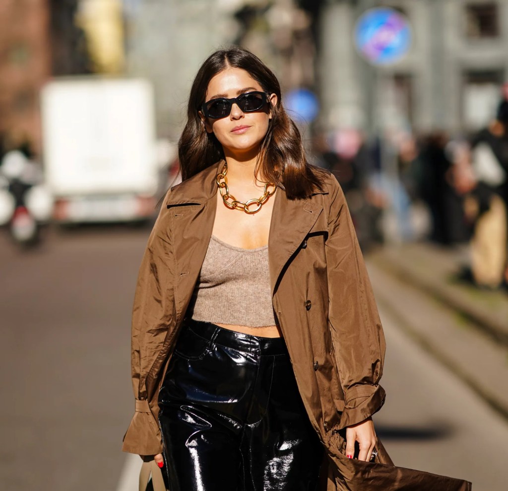 5 Examples of Brunette Hair With Highlights to Save For&nbsp;Later